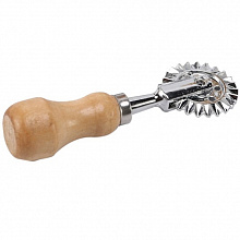 Приспособление для декоративной нарезки с держателем