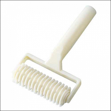 Ролик для теста (для сетки) 12 см. пласт.