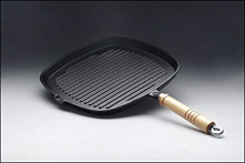 Сковорода-гриль 27*27 см. чугун. квадр. рифлен. съем. дерев. ручк./6/